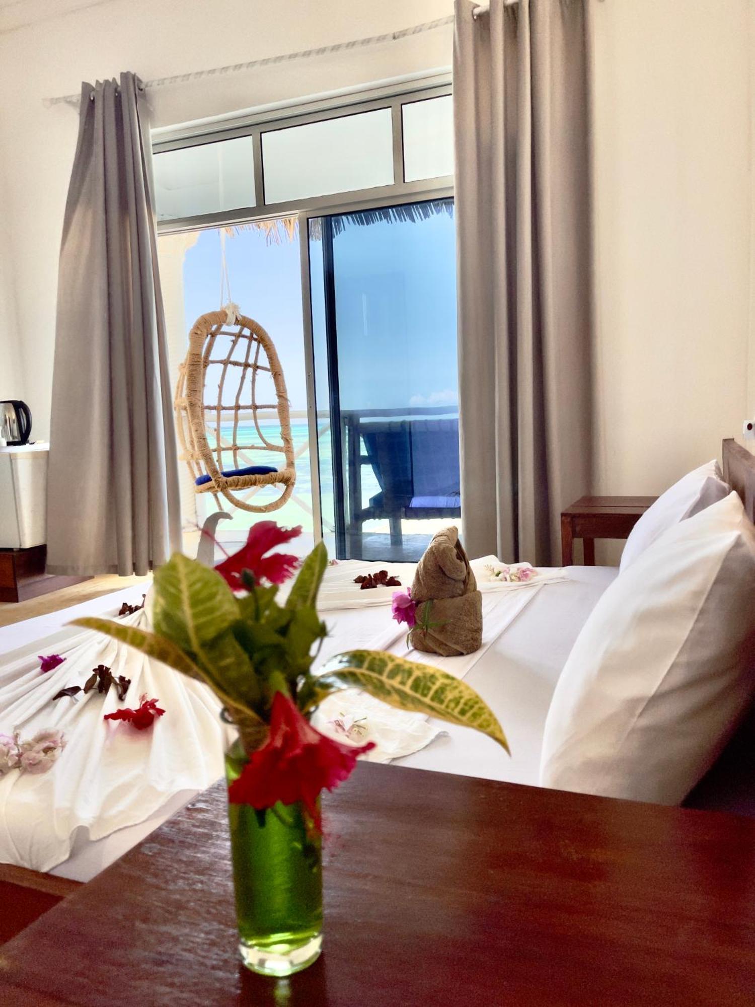 Equalia Boutique Hotel ジャンビアニ エクステリア 写真